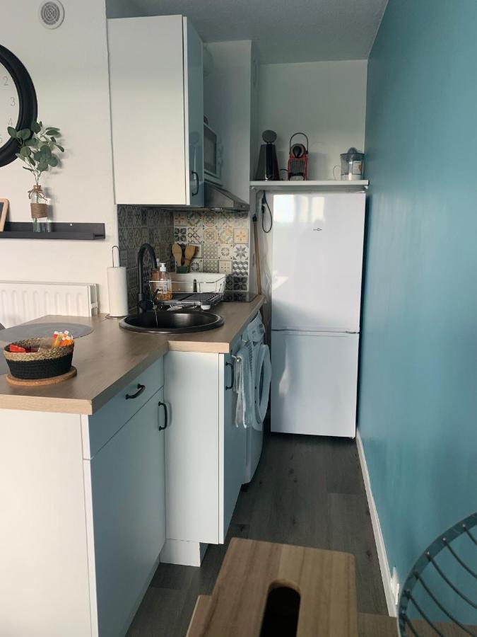 Chaleureux Appartement Face Au Port Sta Lucia, Tout A Pieds, Wifi Saint-Raphaël Zewnętrze zdjęcie