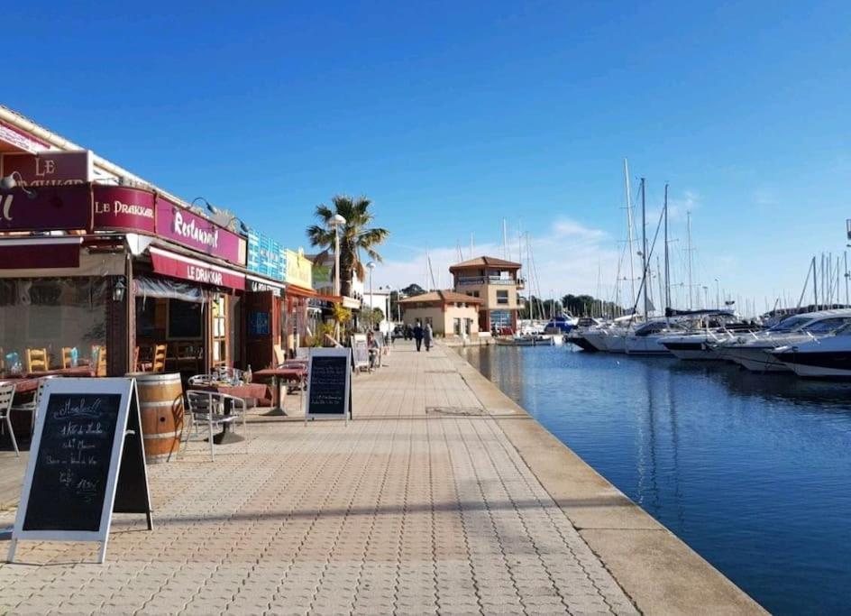 Chaleureux Appartement Face Au Port Sta Lucia, Tout A Pieds, Wifi Saint-Raphaël Zewnętrze zdjęcie